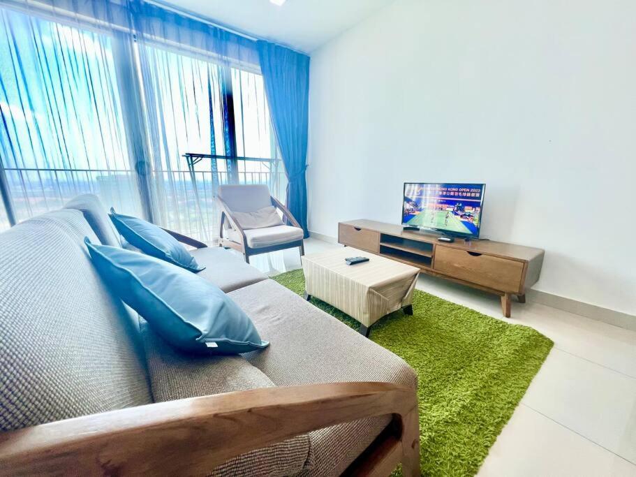 T3 1-10 Pax Trefoil 2Room Setia Alam Cozy Home Wifi Tv Bagian luar foto